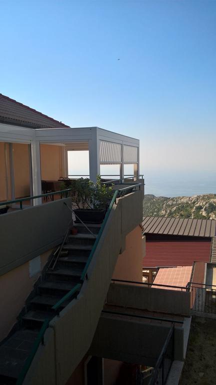 B&B Angela Monte SantʼAngelo Exterior foto